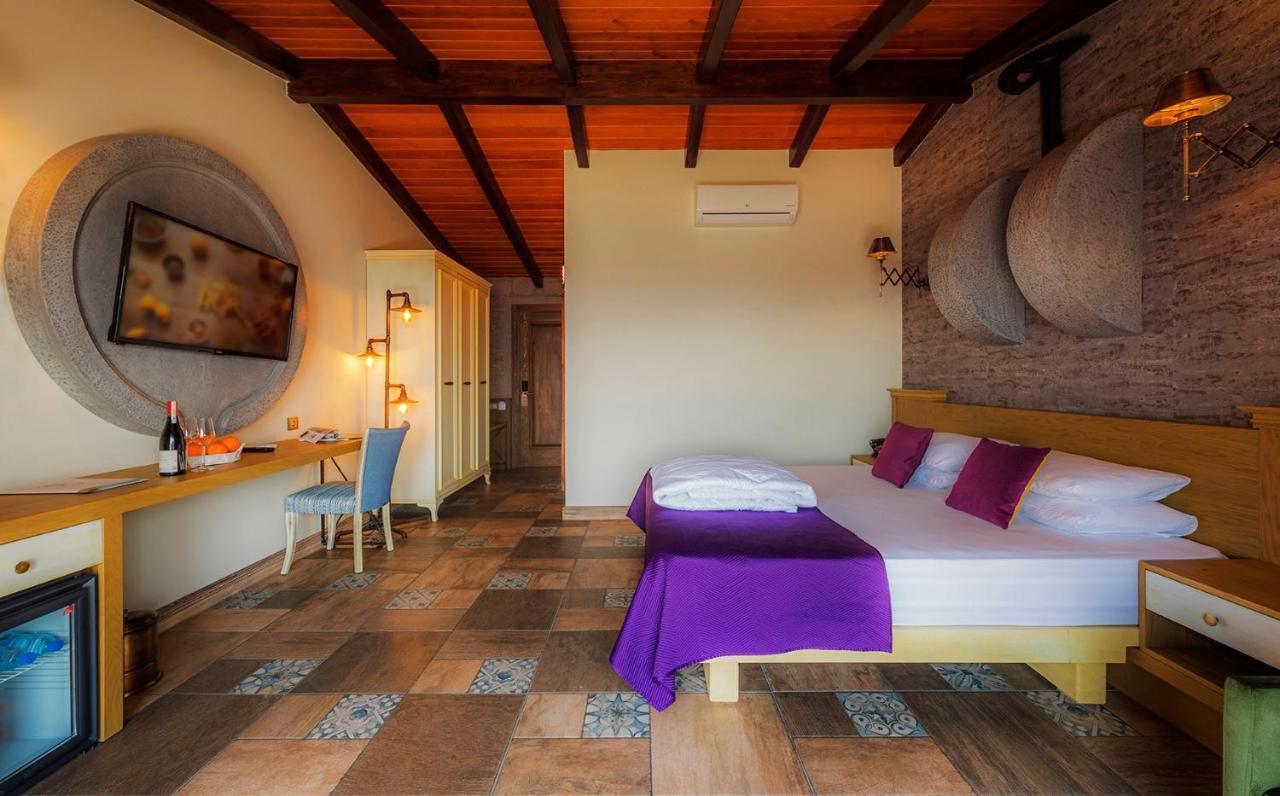 Assos Zeyti̇N Han Special Class Hotel Adults Only 12 Sokakagzi Buitenkant foto